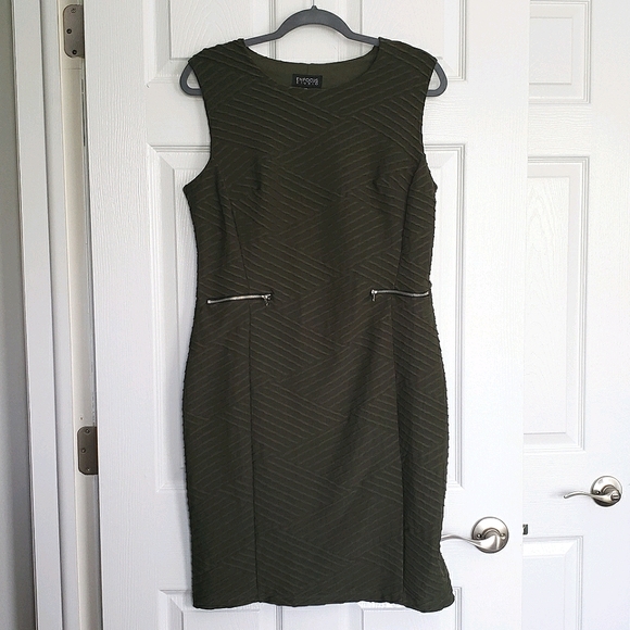 Enfocus Studio Dresses & Skirts - Enfocus Textured Sheeth Dress